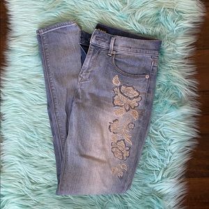 Express floral jeans size 4